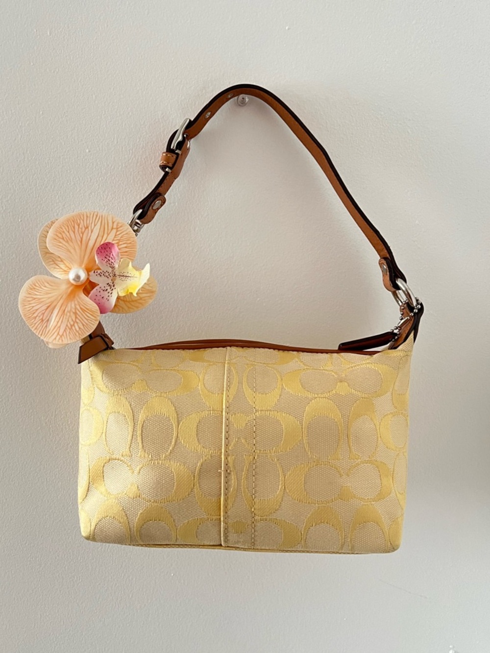 Coach Yellow Signature Mino Hobo Shoulder Bag